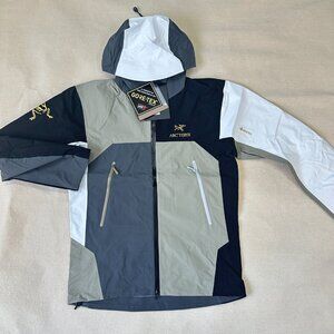 Arc'teryx BEAMS Hardshell Jacket